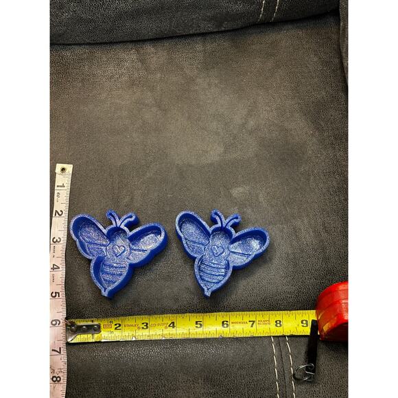 Bumble Bee Silicone Mold Set for Aroma Bead Car Fresheners | Air Vent Clip Molds - Picture 4 of 6